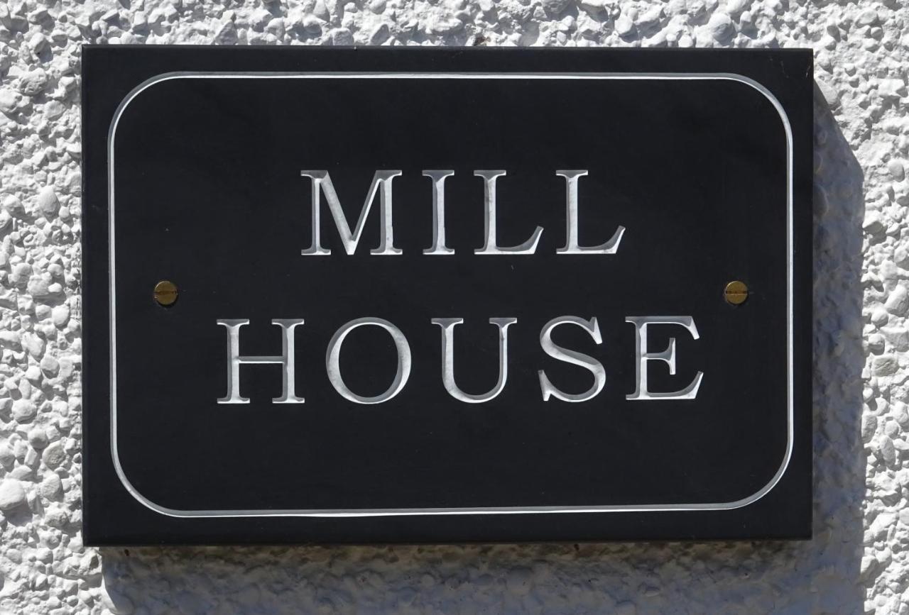 Yr Hen Felin - The Old Mill Bed & Breakfast 4*