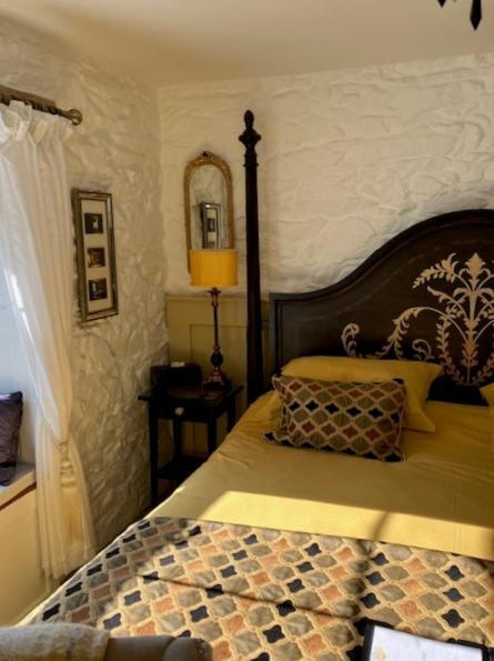 Yr Hen Felin - The Old Mill 4*